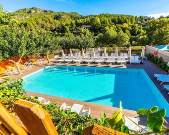 Hotel Rosaleda del Mijares - Montanejos - Piscine