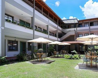 Soy Local Guatapé - Medellín