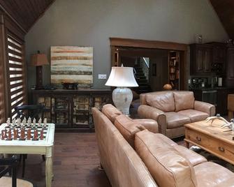Echo Woods B&B - Huntsville - Sala de estar