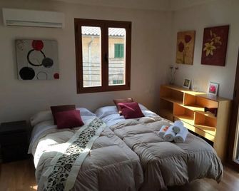 Allotjaments Serra de Tramuntana - Вальдемосса - Спальня