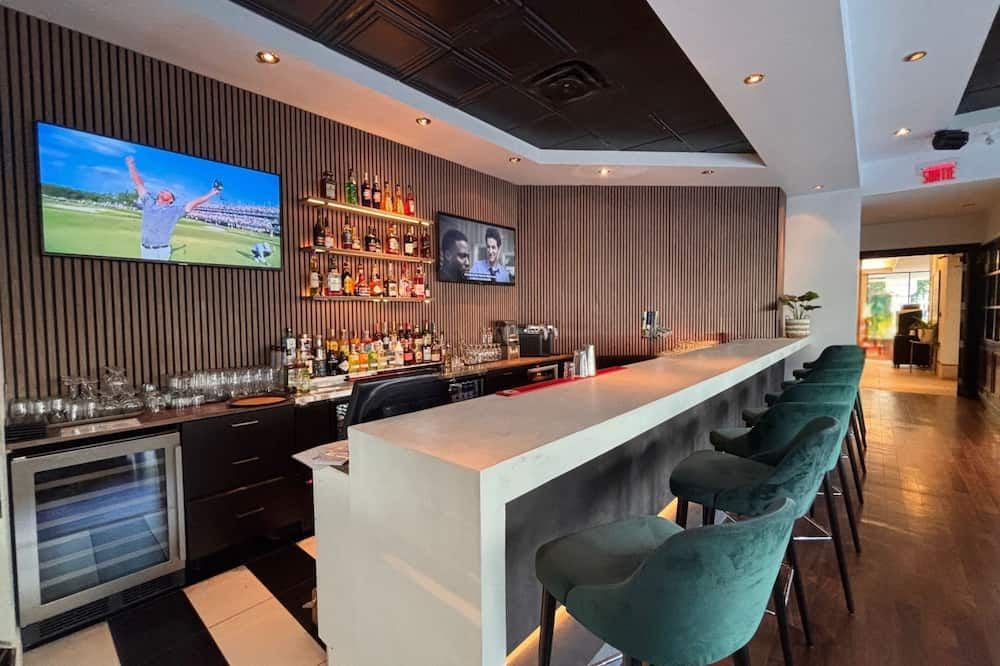 Hôtels Gouverneur Trois-Rivières - טרואה ריבייר - בר