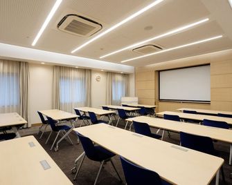 Richmond Hotel Premier Musashikosugi - Kawasaki - Meetingraum