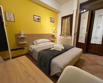 Residenza Bibiena - Mantua - Bedroom