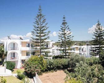 Summer Dream Hotel - Theologos - Outdoors view