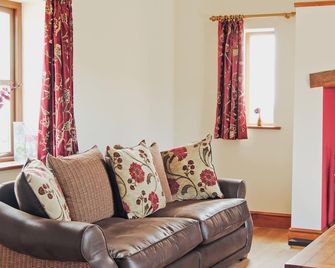 2 bedroom accommodation in Llanfair, near Harlech - Llanfair - Sala de estar