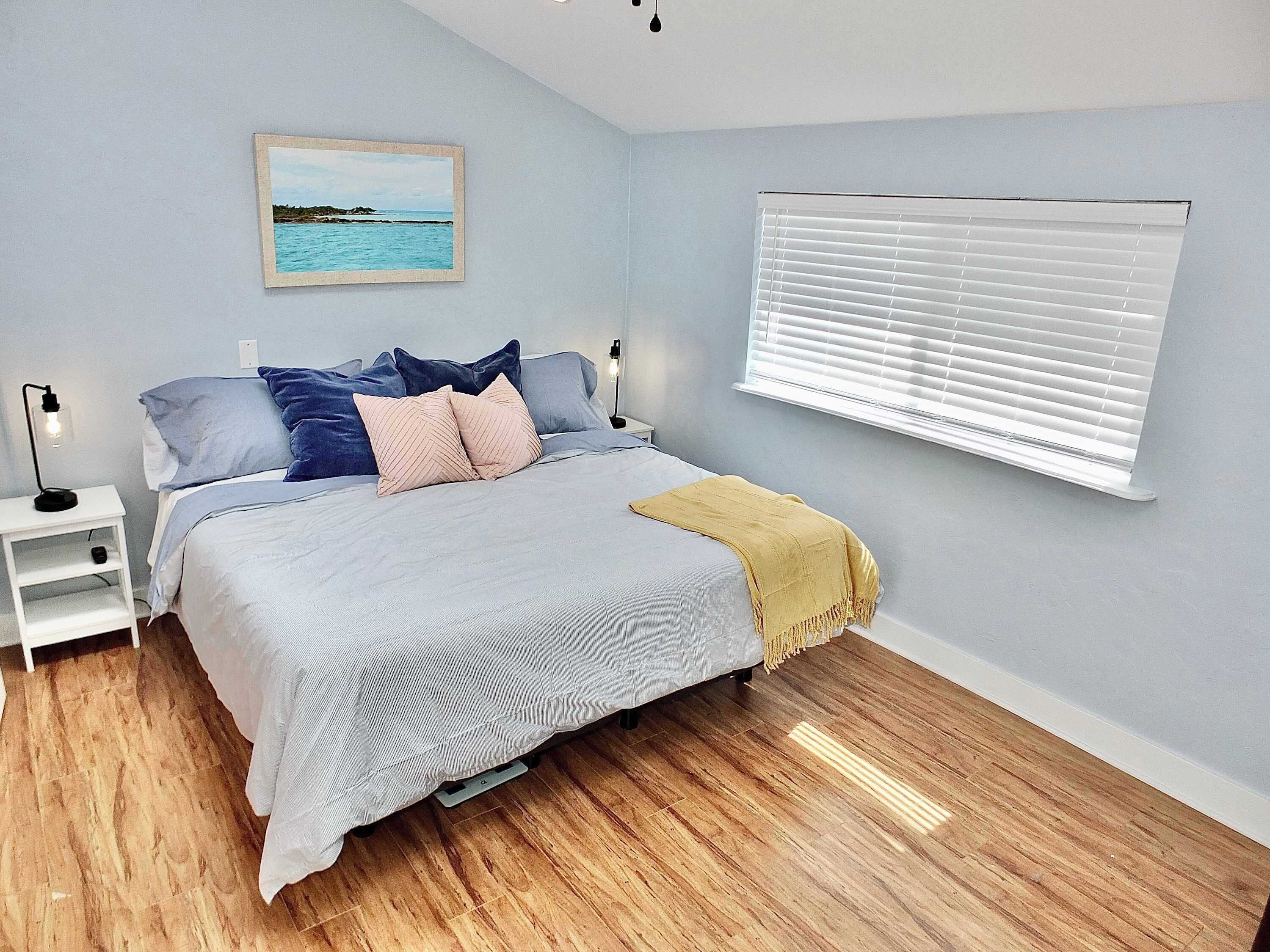 Park Avenue Beach Paradise - Chic & Secluded 4 Bdr - Long Beach