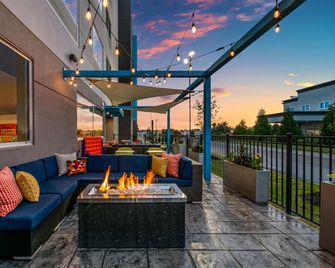 Tru by Hilton Augusta Washington Road - Augusta - Balkon