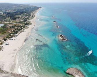 Domusterramare - Torre San Giovanni - Pláž
