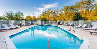Holiday Inn Hotel & Suites Tallahassee Conference Ctr N, An IHG Hotel - Tallahassee - Πισίνα