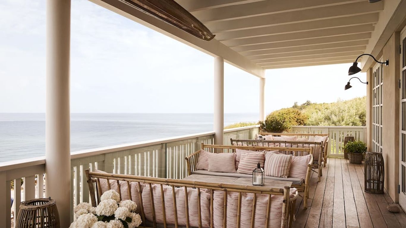 هيليني كيلدي بيد هوتل