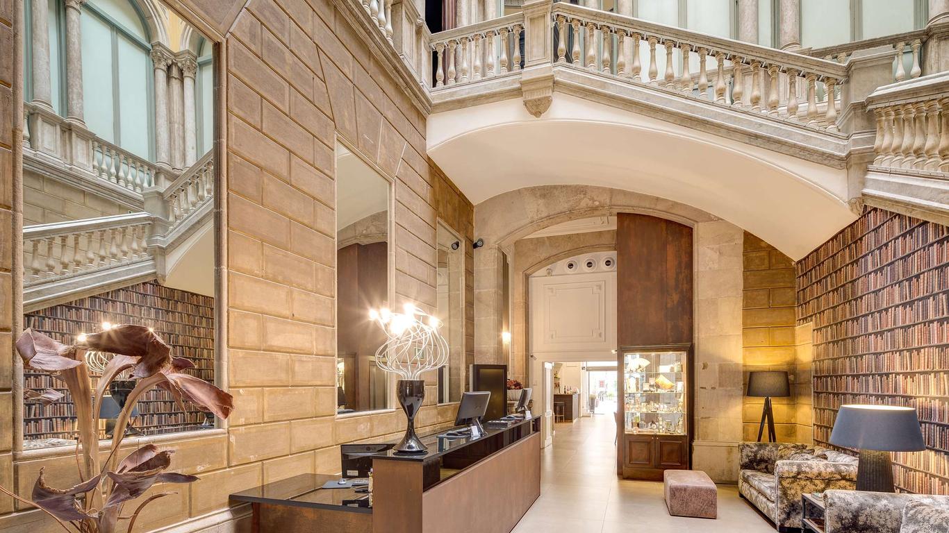 Catalonia Portal Del Angel