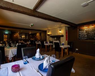 The Old Bell - Warminster - Warminster - Restaurant