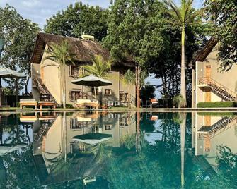 Weru Weru River Lodge - Moshi - Pool