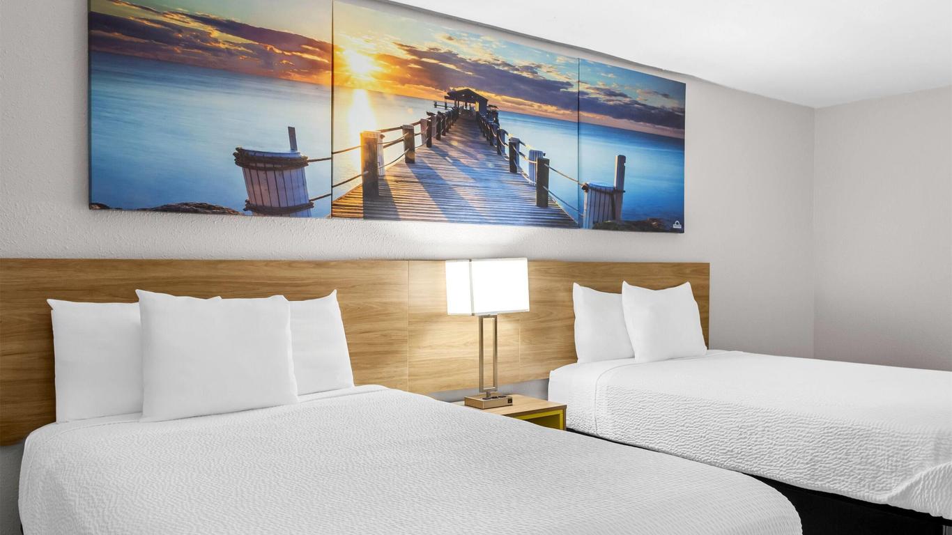 Days Inn by Wyndham Huntington