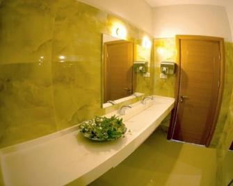 Idahan Hotel - Burhaniye - Baño