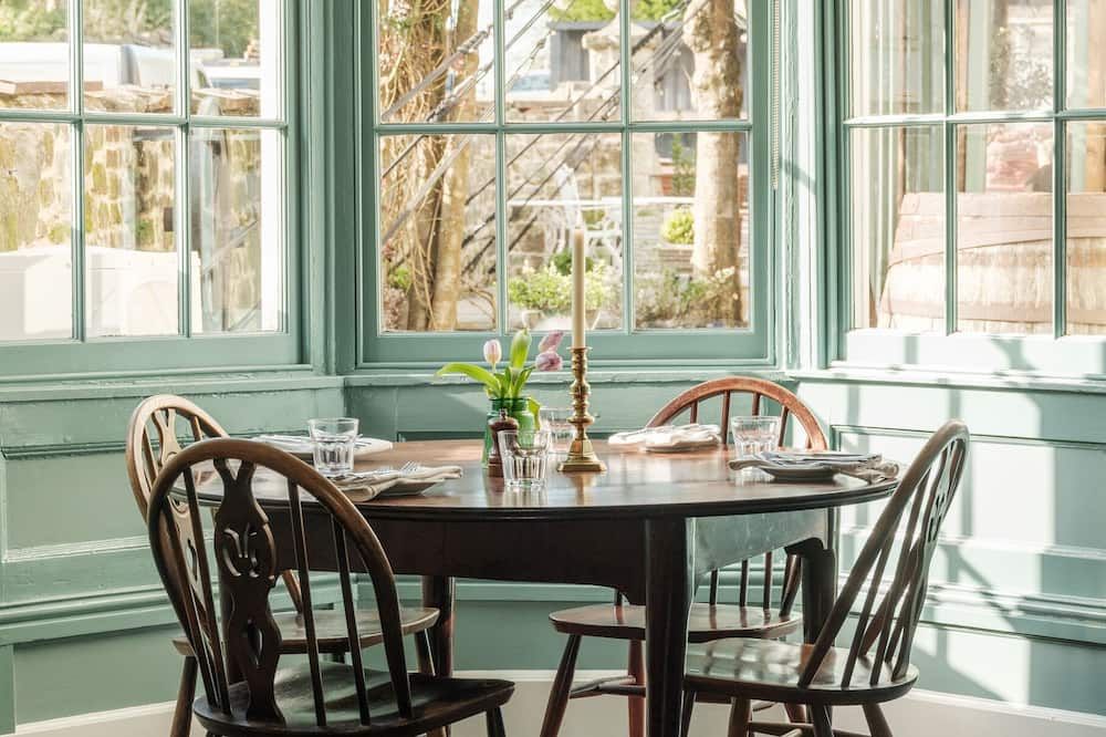 The Grosvenor Arms - Tisbury - מסעדה