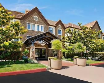 2 Family-Friendly Units w/ Full Kitchen & Outdoor Pool, Minutes to San Diego Zoo - San Diego - Edificio