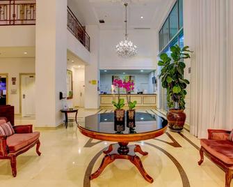 Quality Suites Oscar Freire - Sao Paulo - Lobby