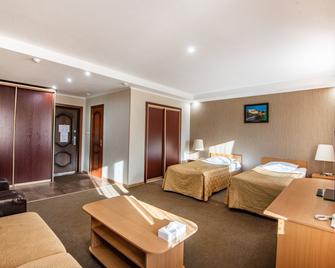 Arirang Hotel - Khabarovsk - Bedroom