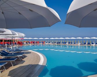 Il Poggio Di Tropea - Parghelia - Pool