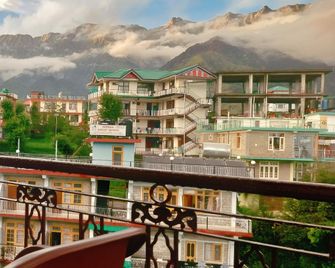 Hotel Snow Crest Inn - Dharamsala - Balkon