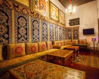 Riad Las Mil y una Noches Tetuan - Tetuán - Lounge