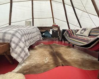 Sleep In Comfort-Tipi Style, Under The Stars - Gallatin Gateway