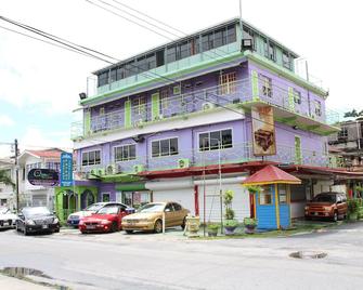 كواليتي إن سويتس، جويانا - جورج تاون - مبنى