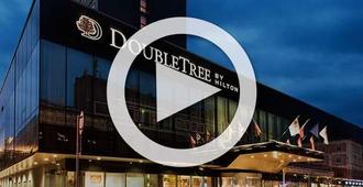 DoubleTree by Hilton Hotel Kosice - קושיצה - בניין