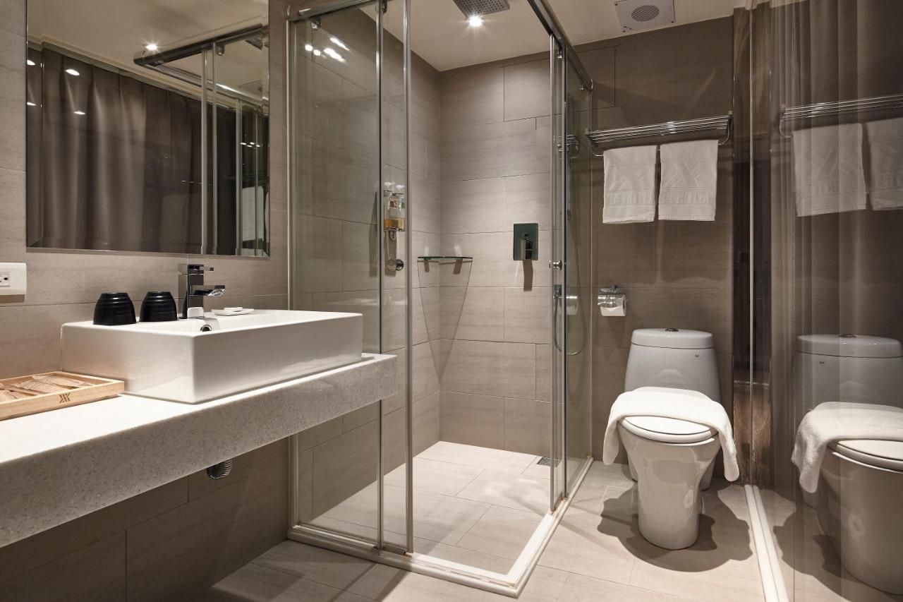 Via Hotel Loft thumbnail 3