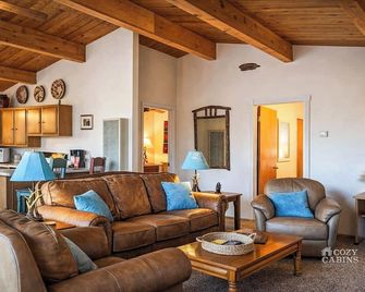 Mama Bears Cabin - Ruidoso - Sala de estar