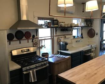 Historic Hoffman House - Auburn - Cuisine