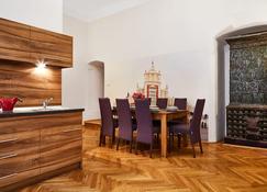 Krakow For You Budget Apartments - Krakau - Essbereich