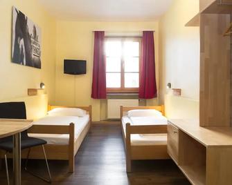 Euro Youth Hotel Munich - Munich