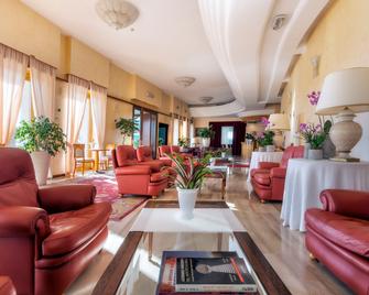 Astura Palace Hotel - Nettuno - Area lounge