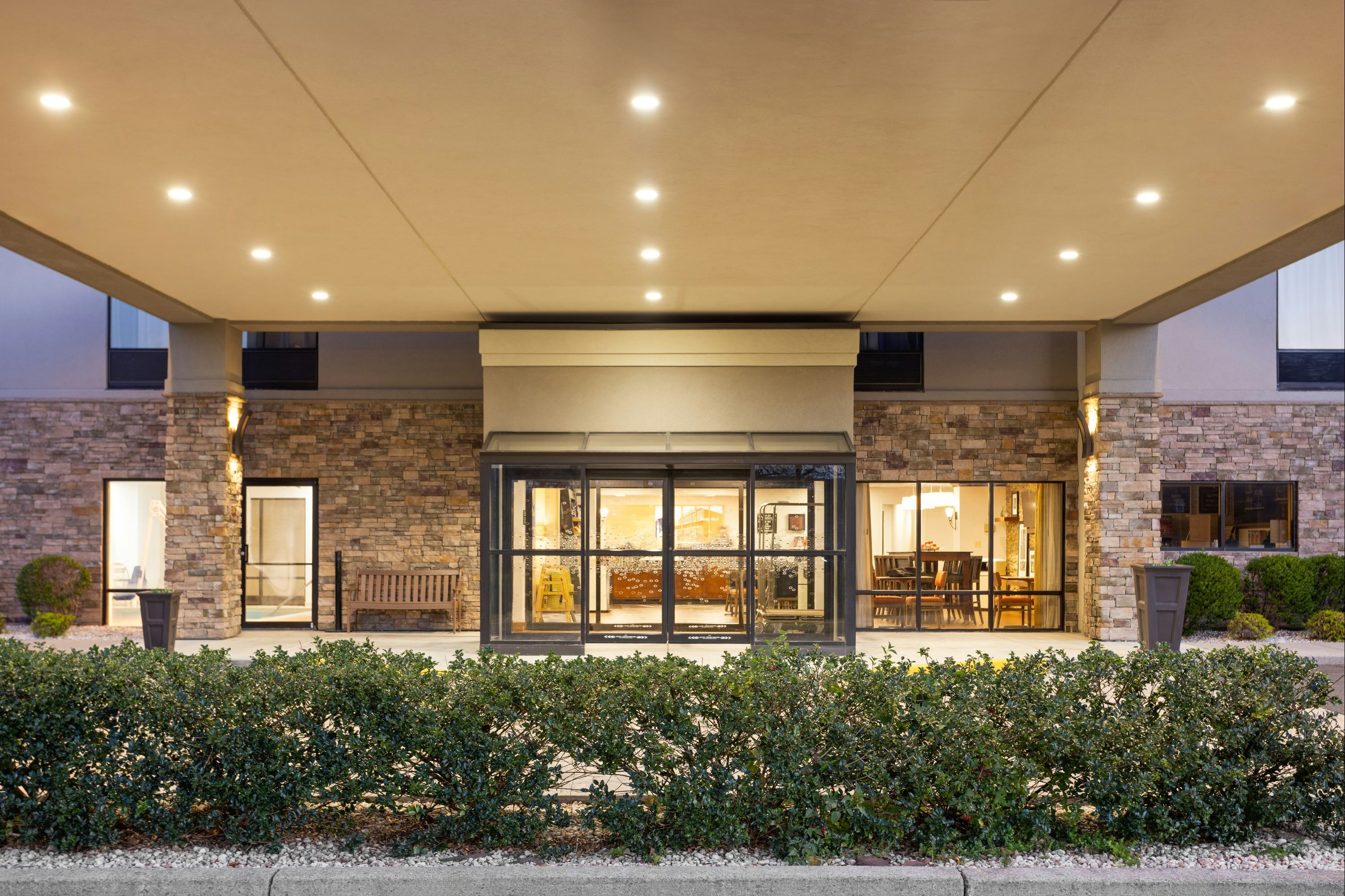 Hampton Inn Frostburg - Frostburg - Budova