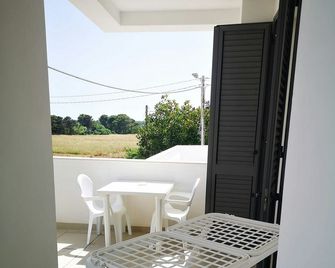 Hotel Mare Blu - Melendugno Lecce - Patio