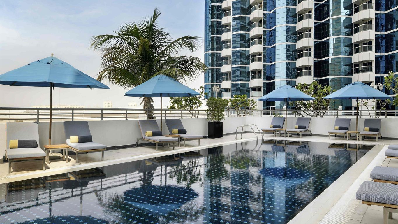 Mövenpick Hotel Jumeirah Lakes Towers