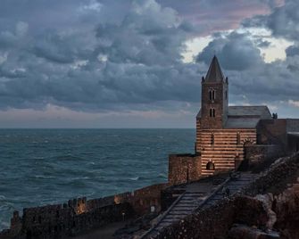 Affittacamere Lunamar - La Spezia