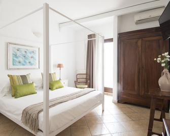 Santo Stefano Home & Breakfast - Polignano a Mare - Makuuhuone