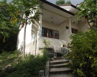 CF Komodo Hotel - Labuan Bajo