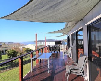 Chez Tredgold - Mallacoota - Balcón