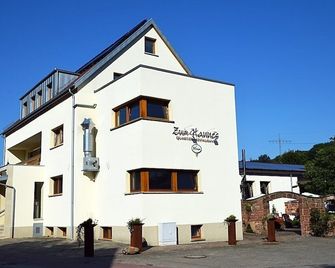 Quartier-Restaurant Zum Hannes - Battweiler - Building