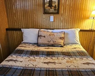 Lakeshore Motel Ice Lake - Iron River - Habitación