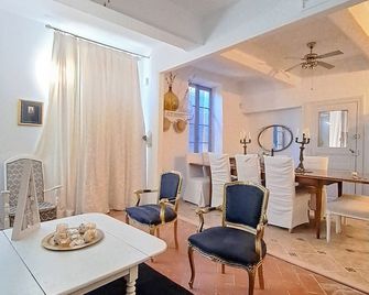 Le Gîte De Sainte Valière Piscine,spa Et Climatisation - Sainte-Valière - Comedor