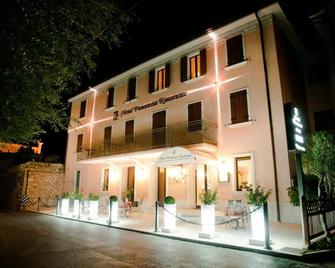 Hotel Panorama Ristorante S - Torri Del Benaco - Κτίριο