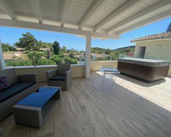 Suimi's Hotel - Villasimius - Balkon