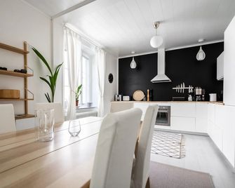 Luminous 1br Apt Next to Puu-Vallilla - Helsinki - Spisesal