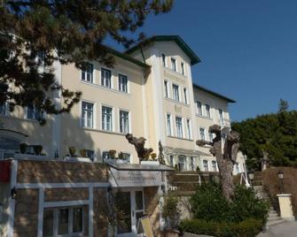 Bayerischer Hof - Starnberg - Budova