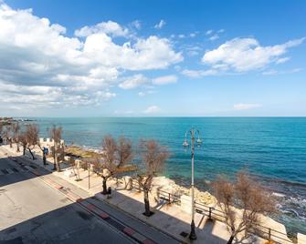 Wanderlust Experience Portsea Apartment - Giovinazzo - Strand